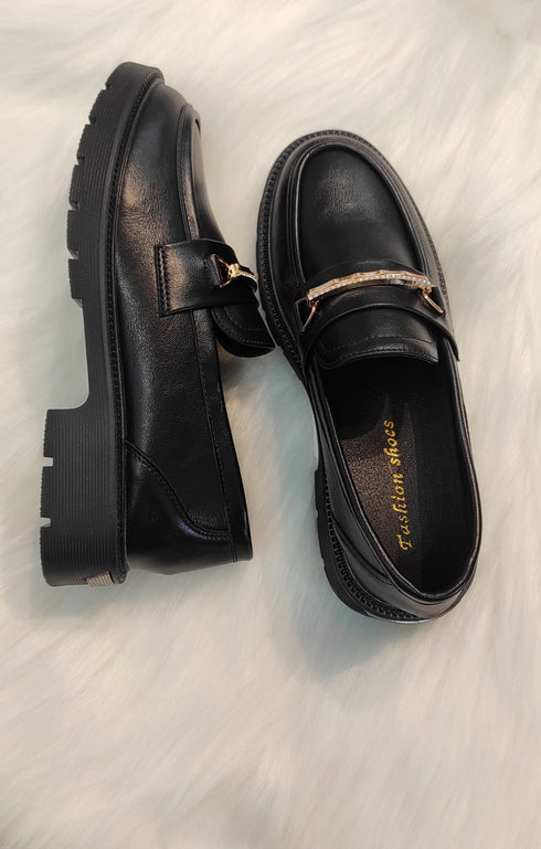 Round Toe Chunky Loafer